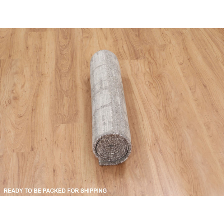 2'6" x 8'0" New Hand Knotted Grey Wool Runner Oriental Rug - MOA10258244