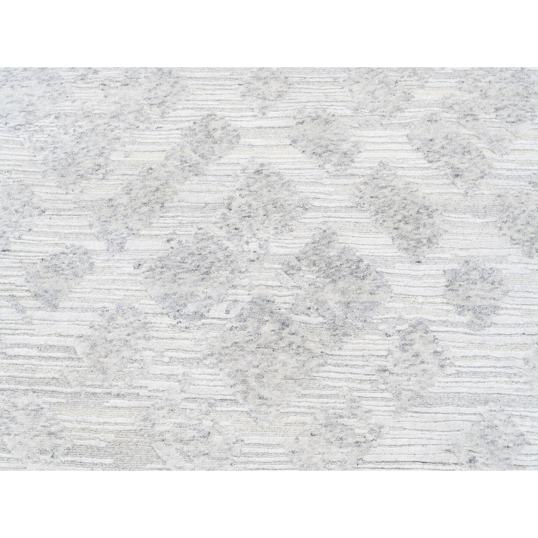 11'10" x 11'10" New Hand Knotted Ivory Wool Round Oriental Rug - MOA10262932