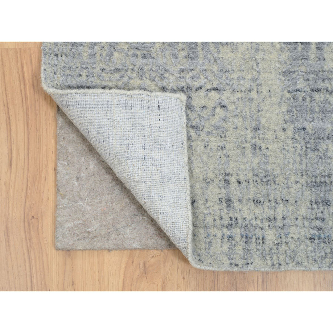 2'6" x 12'0" New Hand Loomed Grey Wool & Silk Runner Oriental Rug - MOA10263755