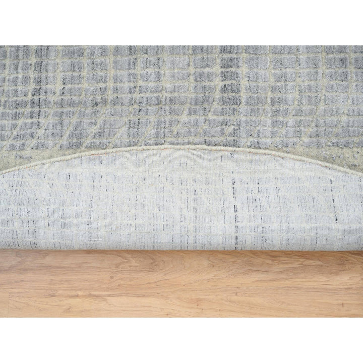 9'0" x 9'0" New Hand Loomed Grey Wool & Silk Round Oriental Rug - MOA10264309