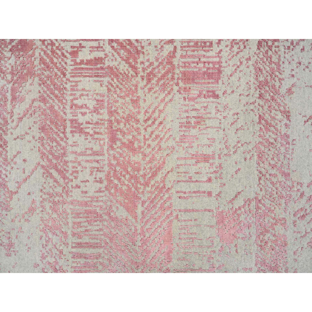 11'10" x 17'10" New Hand Loomed Pink Wool & Art Silk Rectangle Oriental Rug - MOA10264836