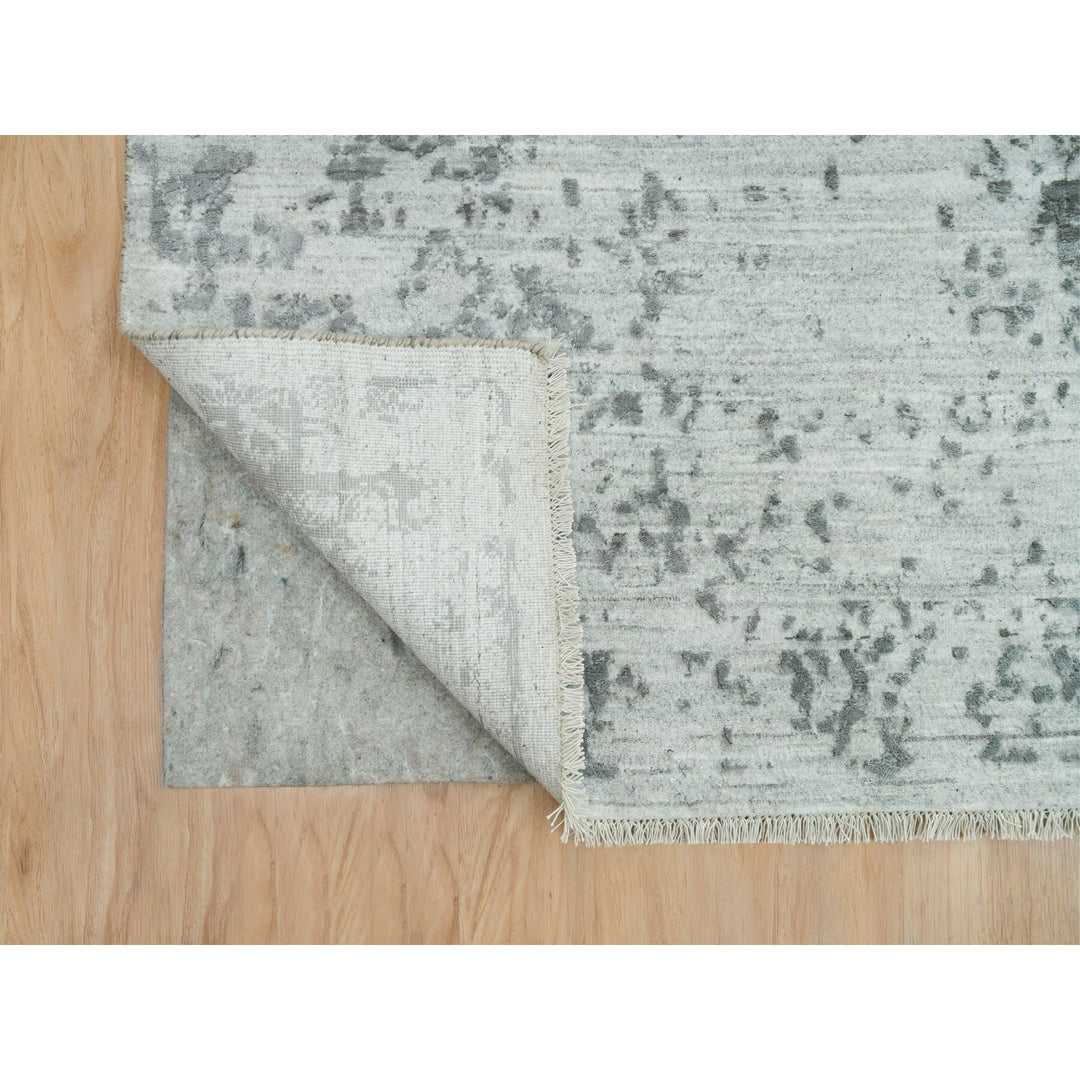 9'11" x 14'0" New Hand Knotted Grey Wool & Silk Rectangle Oriental Rug - MOA10265874