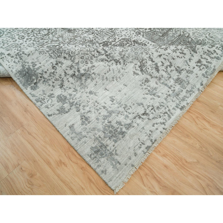 9'11" x 14'0" New Hand Knotted Grey Wool & Silk Rectangle Oriental Rug - MOA10265874