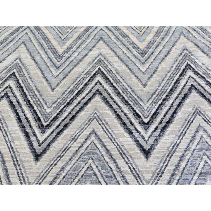 11'9" x 11'9" New Hand Knotted Ivory Wool & Silk Round Oriental Rug - MOA10266853