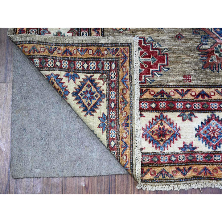 5'1" x 6'10" New Hand Knotted Beige Wool Rectangle Oriental Rug - MOA10274797