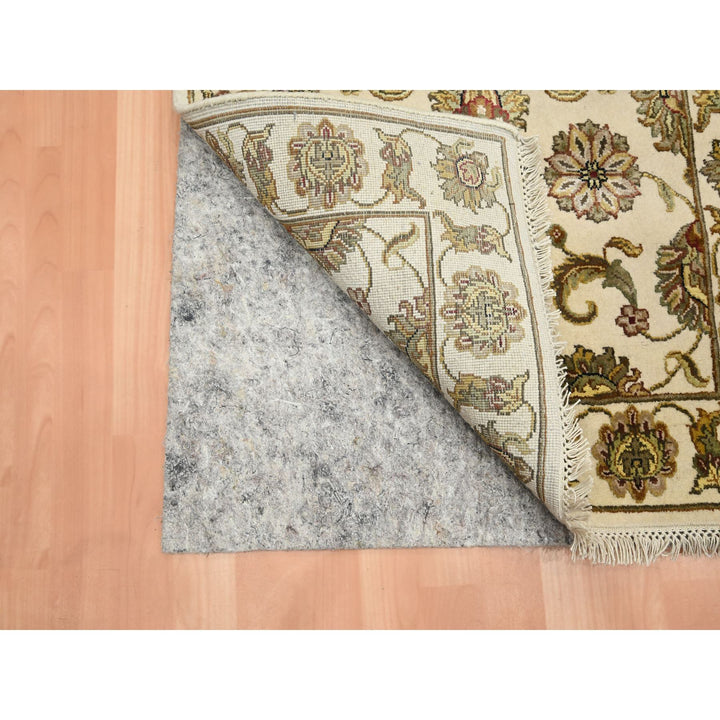 2'7" x 8'3" New Hand Knotted Ivory Wool & Silk Runner Oriental Rug - MOA10275623