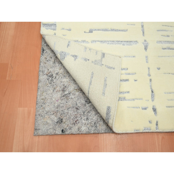 5'0" x 7'0" New Hand Knotted Ivory Wool Rectangle Oriental Rug - MOA10275646