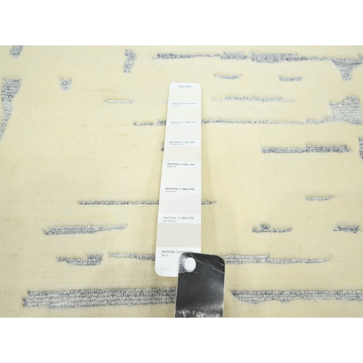 5'0" x 7'0" New Hand Knotted Ivory Wool Rectangle Oriental Rug - MOA10275646