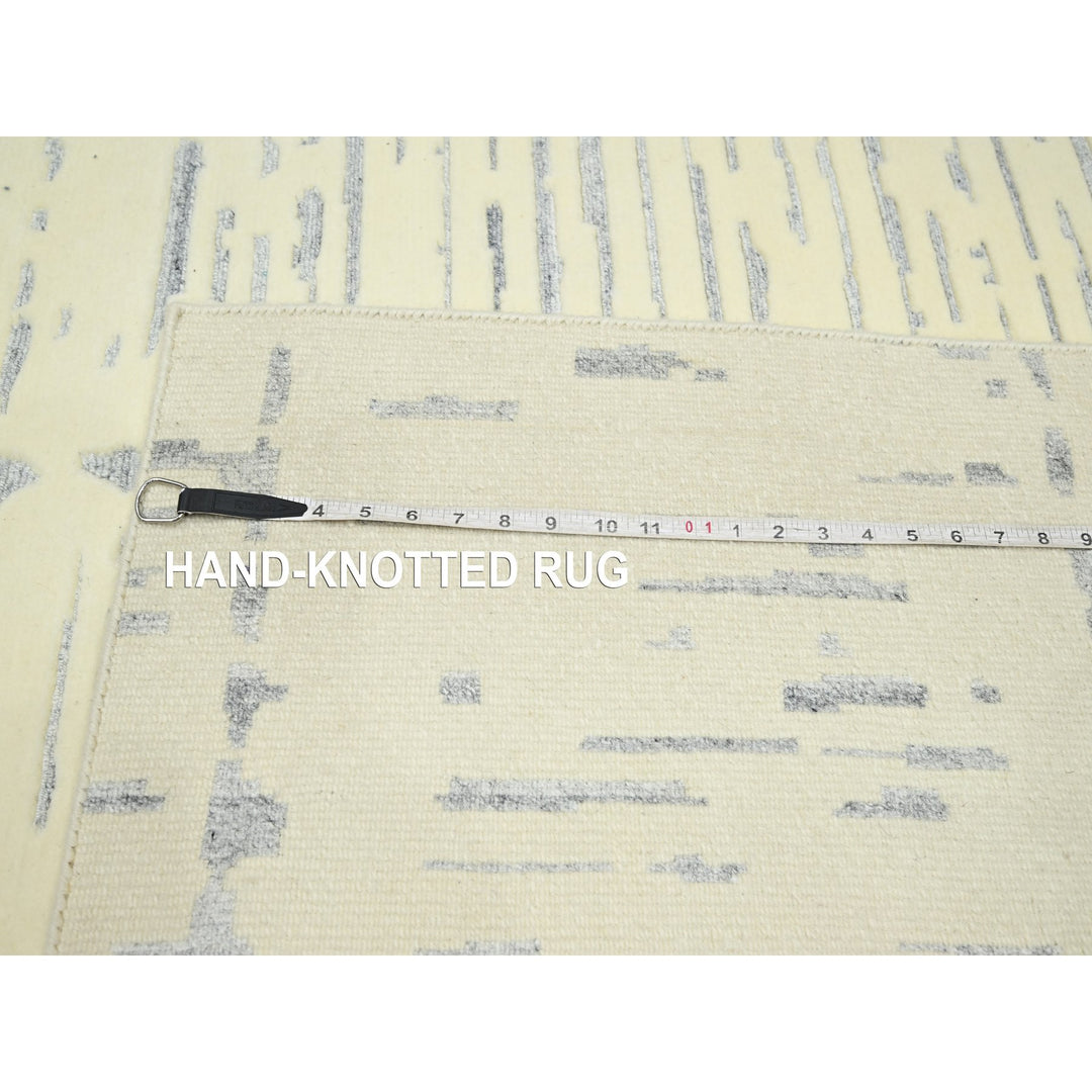 5'0" x 7'0" New Hand Knotted Ivory Wool Rectangle Oriental Rug - MOA10275646