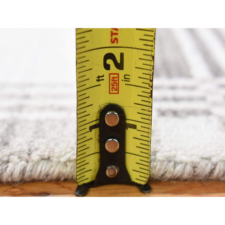 2'0" x 3'0" New Hand Loomed Ivory Wool Rectangle Oriental Rug - MOA10280371