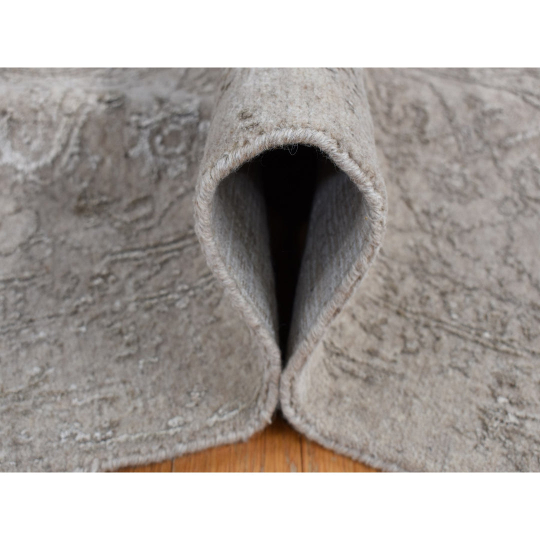 8'9" x 12'1" New Hand Loomed Grey Wool & Silk Rectangle Oriental Rug - MOA10280819