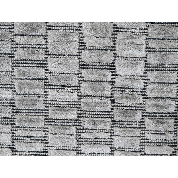2'0" x 3'0" New Hand Loomed Grey Wool and Plant based Silk Rectangle Oriental Rug - MOA10284617