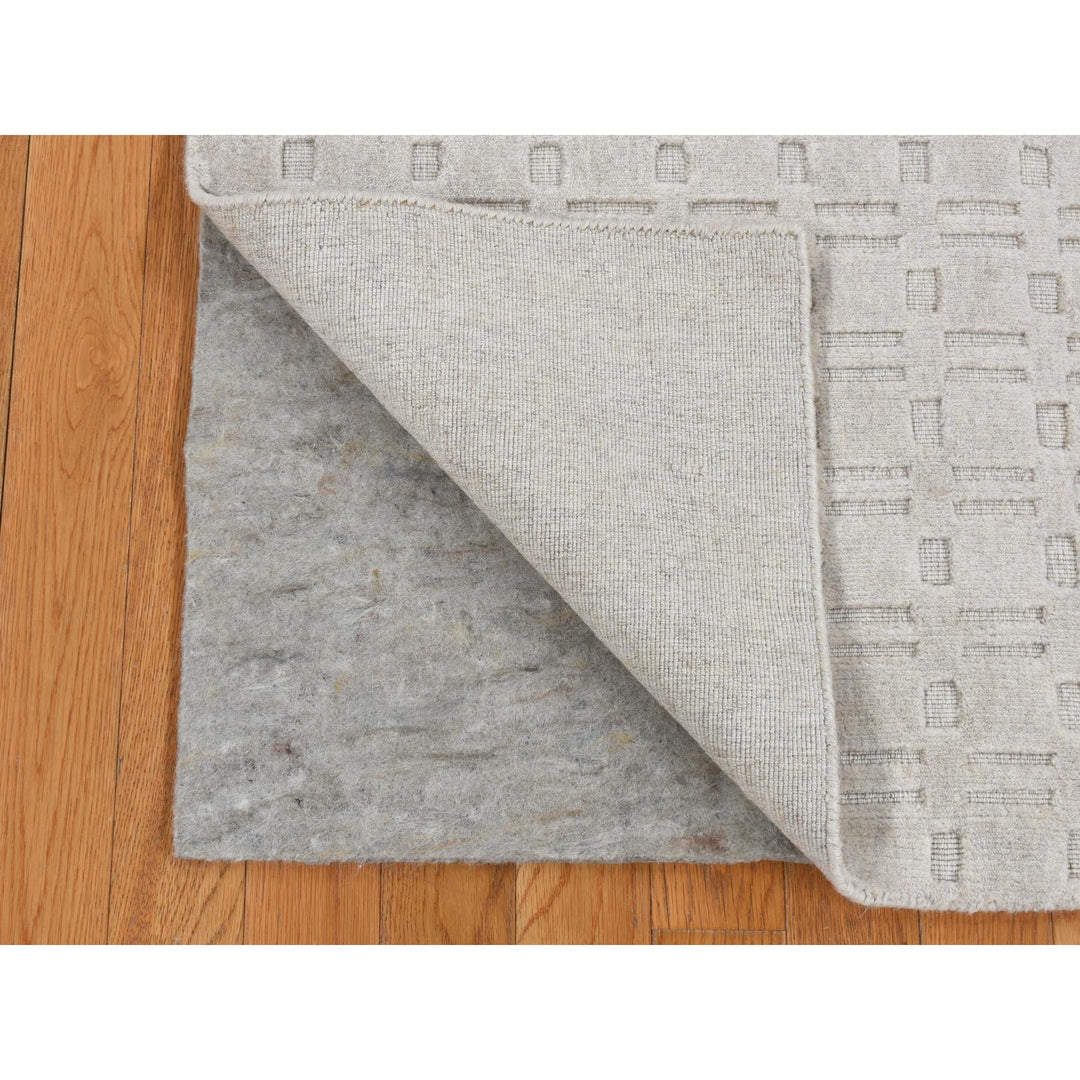 5'1" x 7'1" New Hand Loomed Ivory Wool Rectangle Oriental Rug - MOA10287159