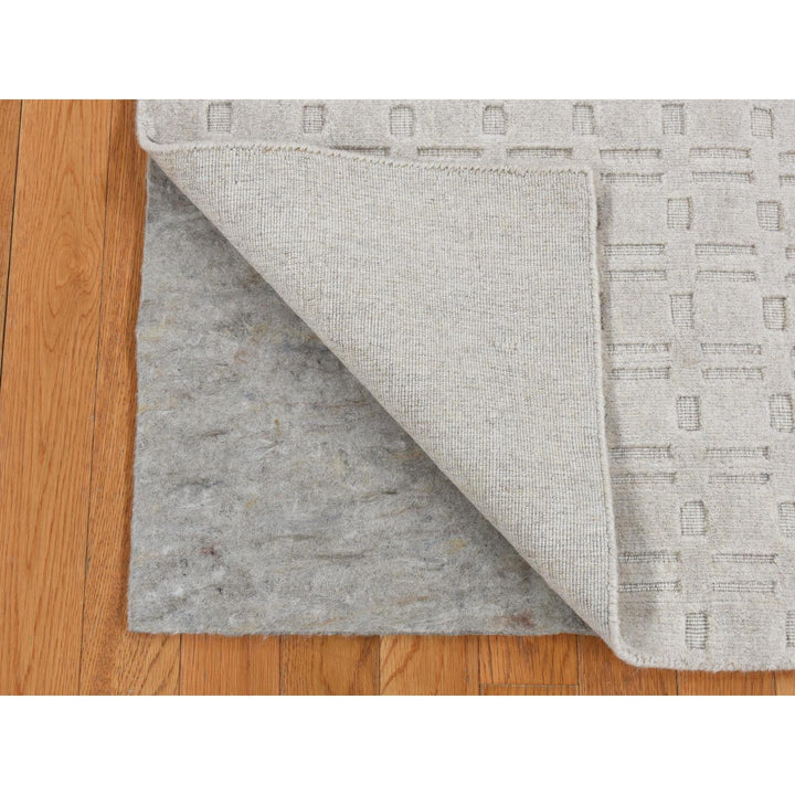 5'1" x 7'1" New Hand Loomed Ivory Wool Rectangle Oriental Rug - MOA10287159