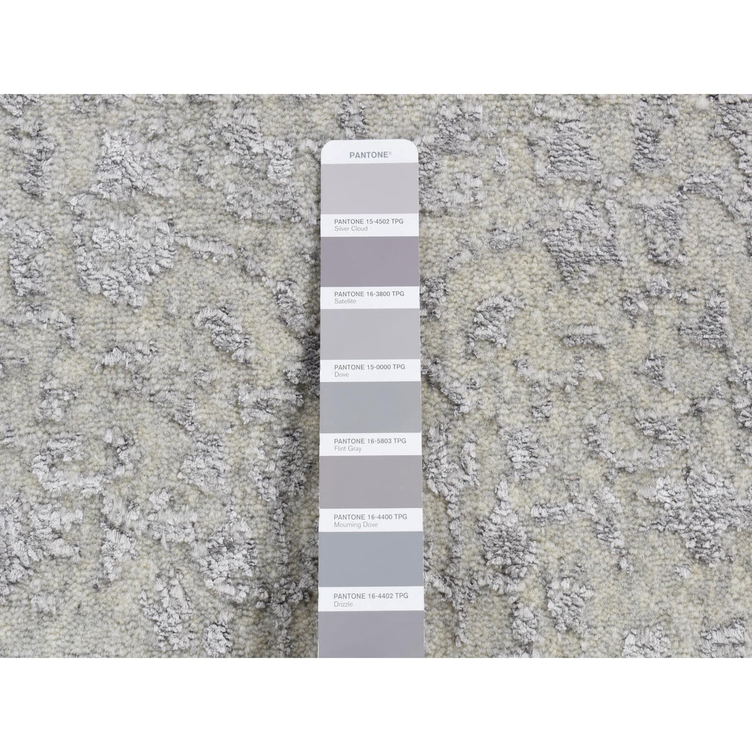 2'5" x 6'0" New Hand Loomed Grey Wool & Silk Runner Oriental Rug - MOA10287324