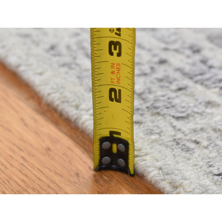 2'5" x 6'0" New Hand Loomed Grey Wool & Silk Runner Oriental Rug - MOA10287324