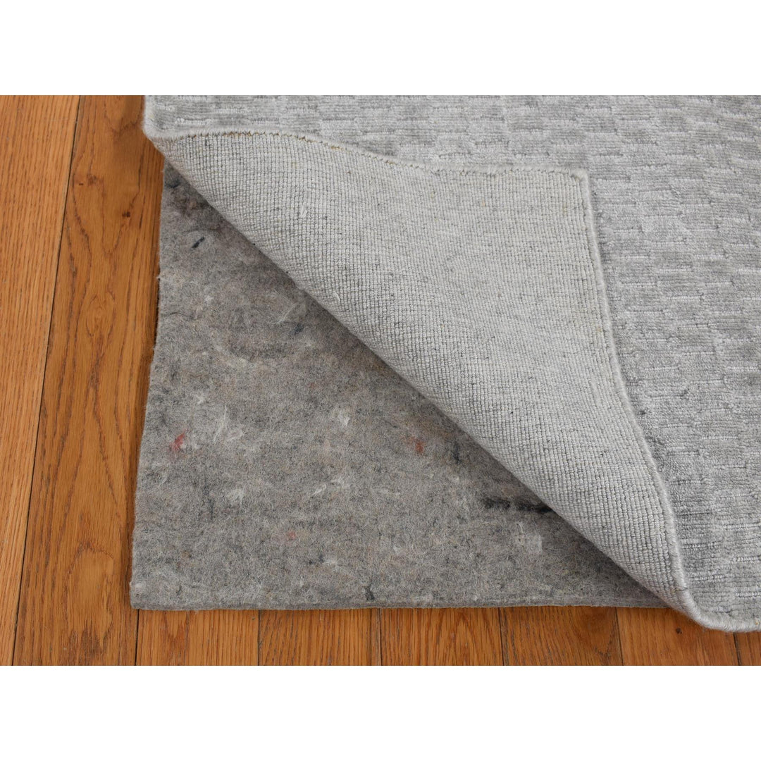 2'0" x 3'0" New Hand Loomed Grey Wool & Silk Rectangle Oriental Rug - MOA10287839