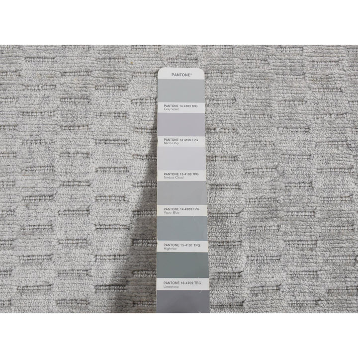2'0" x 3'0" New Hand Loomed Grey Wool & Silk Rectangle Oriental Rug - MOA10287839