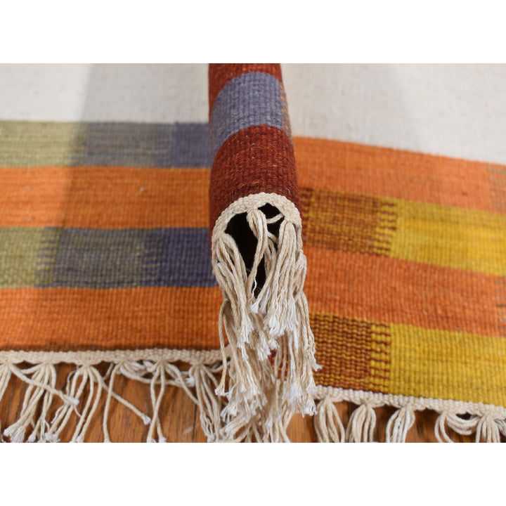 5'5" x 7'10" New Hand Woven Ivory Wool Rectangle Oriental Rug - MOA10287890