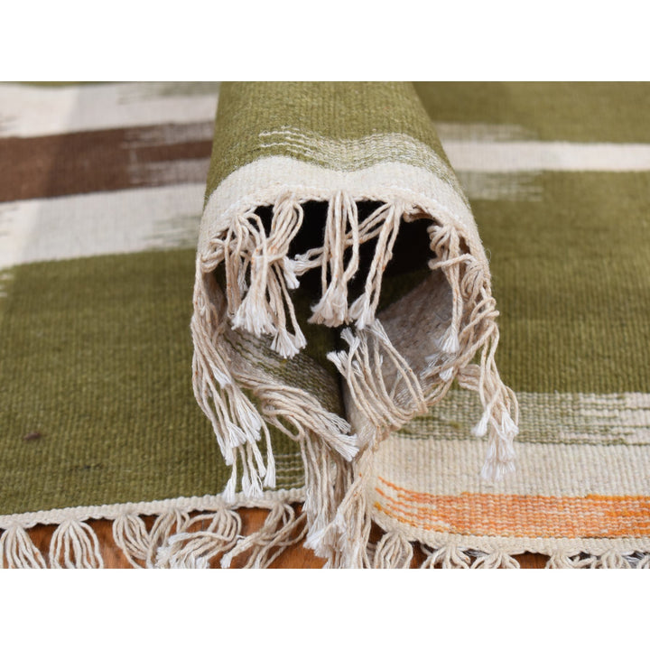 5'1" x 8'1" New Hand Woven Green Wool Rectangle Oriental Rug - MOA10287931