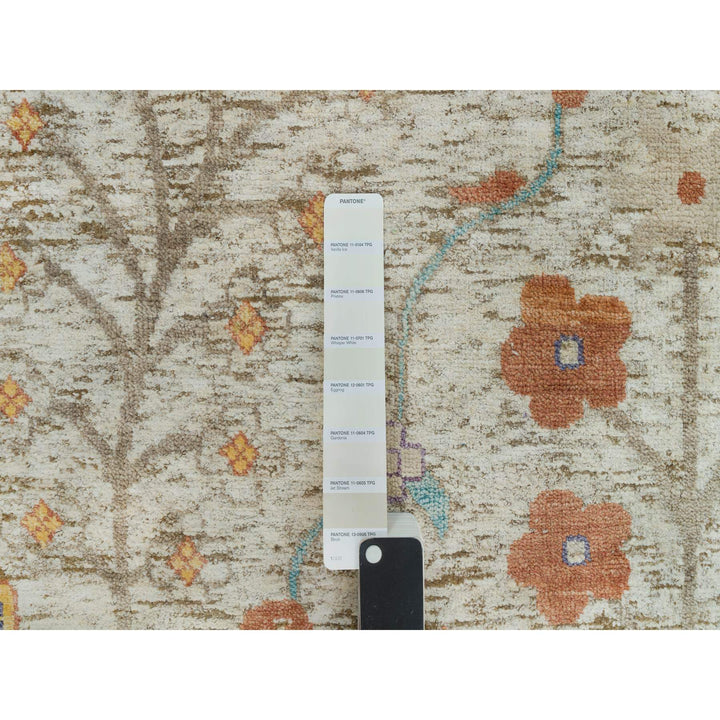 11'9" x 11'9" New Hand Knotted Beige Wool & Silk Round Oriental Rug - MOA10290255