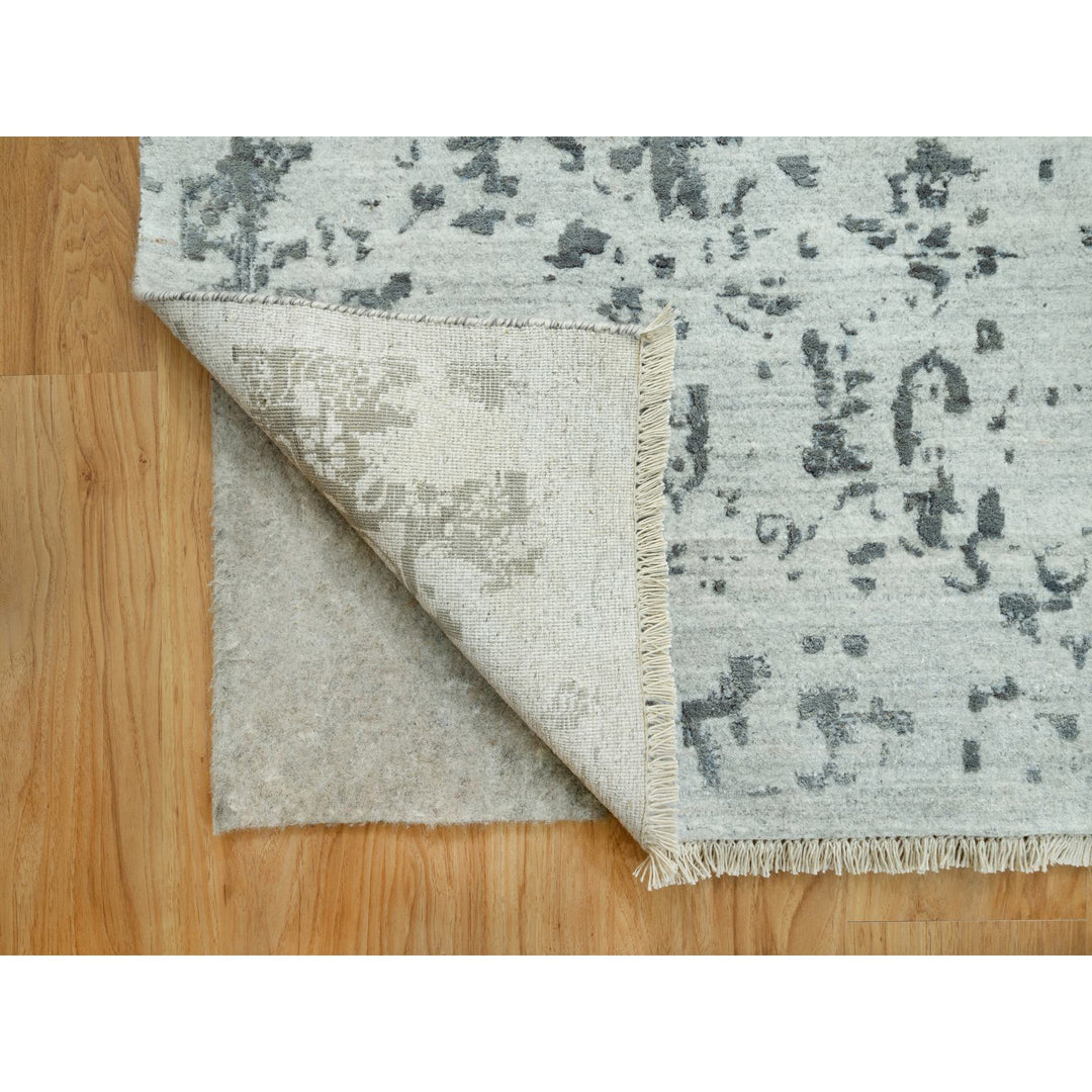 13'9" x 13'10" New Hand Knotted Grey Wool & Silk Square Oriental Rug - MOA10290477