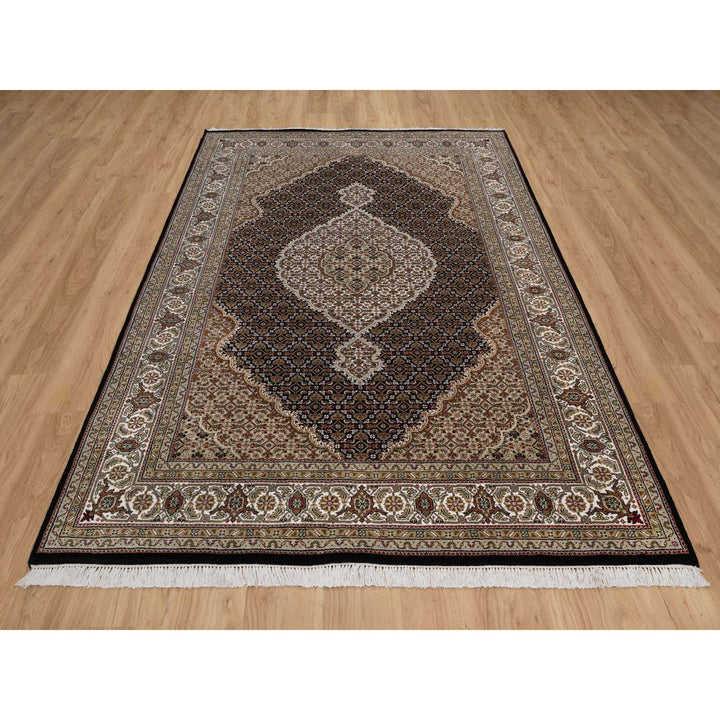 5'10" x 9'0" New Hand Knotted Black Wool Rectangle Oriental Rug - MOA10291585