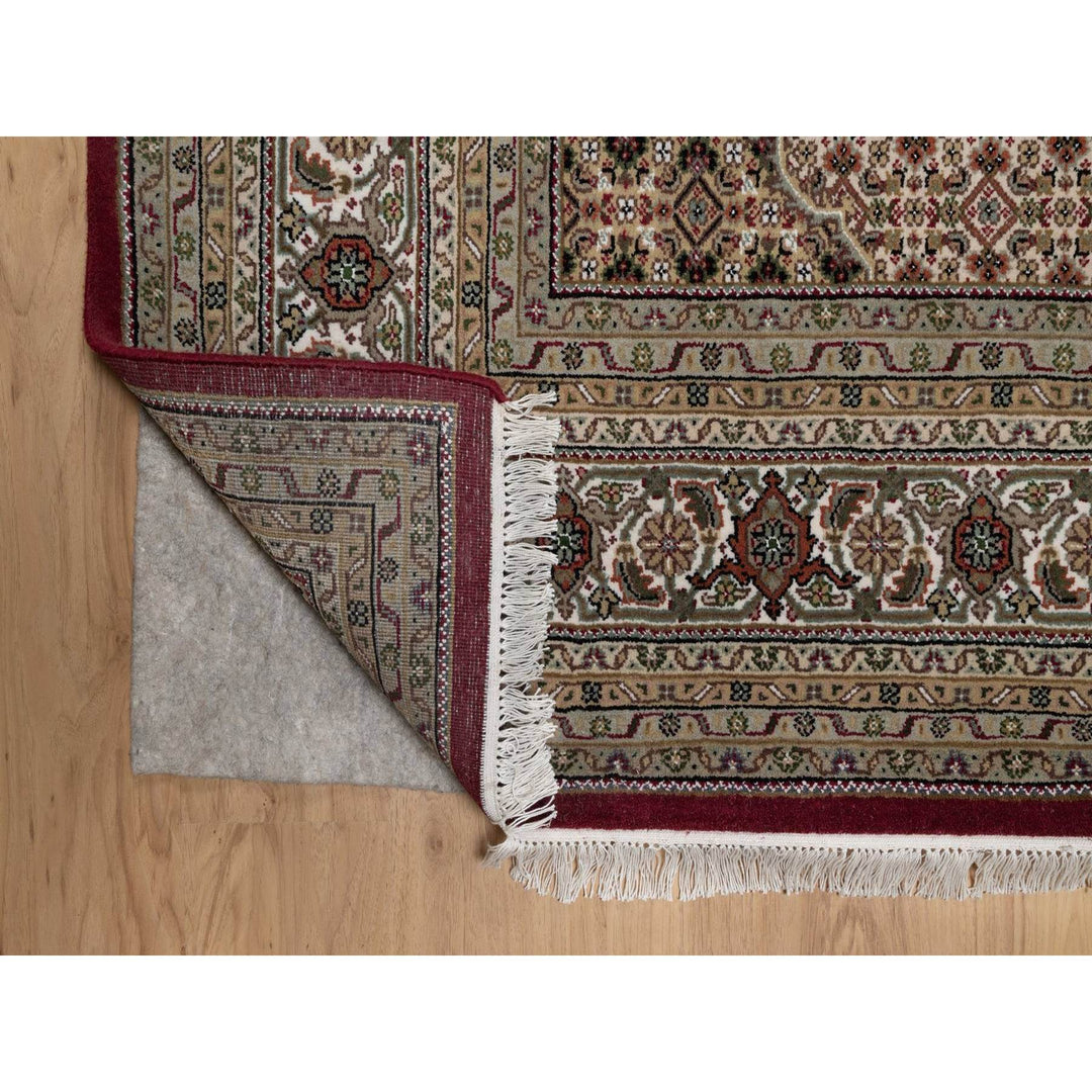 7'8" x 9'10" New Hand Knotted Red Wool Rectangle Oriental Rug - MOA10291594