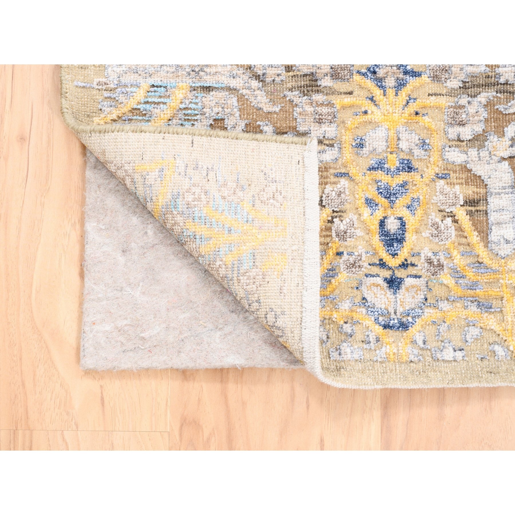 2'1"x3' Silk With Textured Wool Transitional Sarouk Hand Woven Oriental Rug 