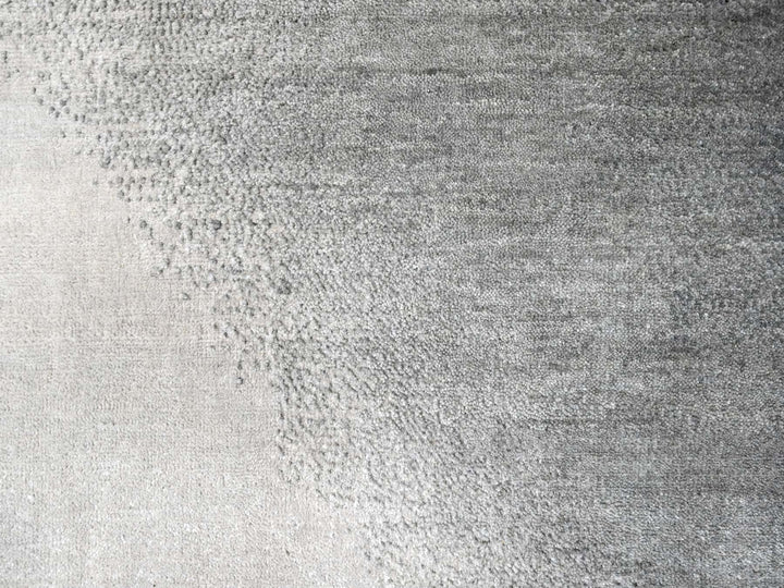 9'0" x 11'10" New Hand Knotted Grey Wool Rectangle Oriental Rug - MOA10210057
