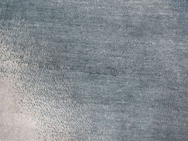 9'0" x 11'10" New Hand Knotted Grey Wool Rectangle Oriental Rug - MOA10210059