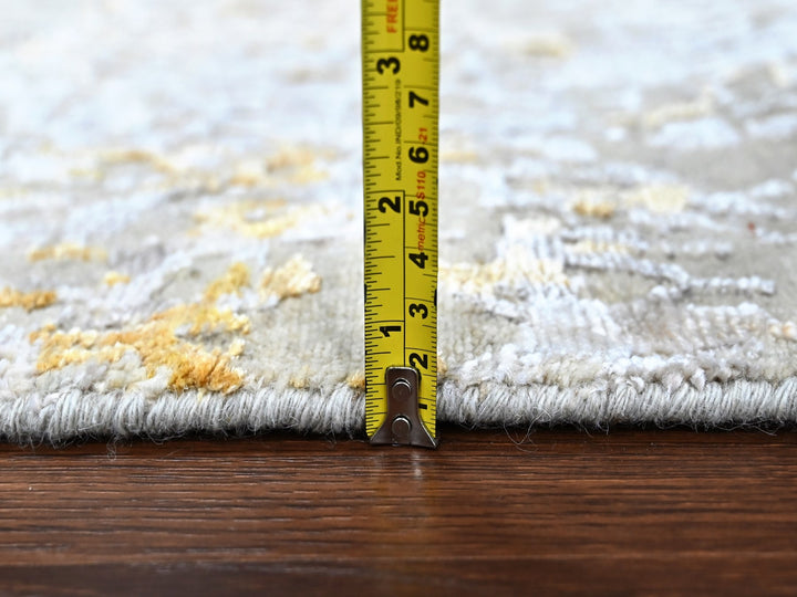 2'6" x 6'0" New Hand Knotted Beige Wool & Silk Runner Oriental Rug - MOA10210116