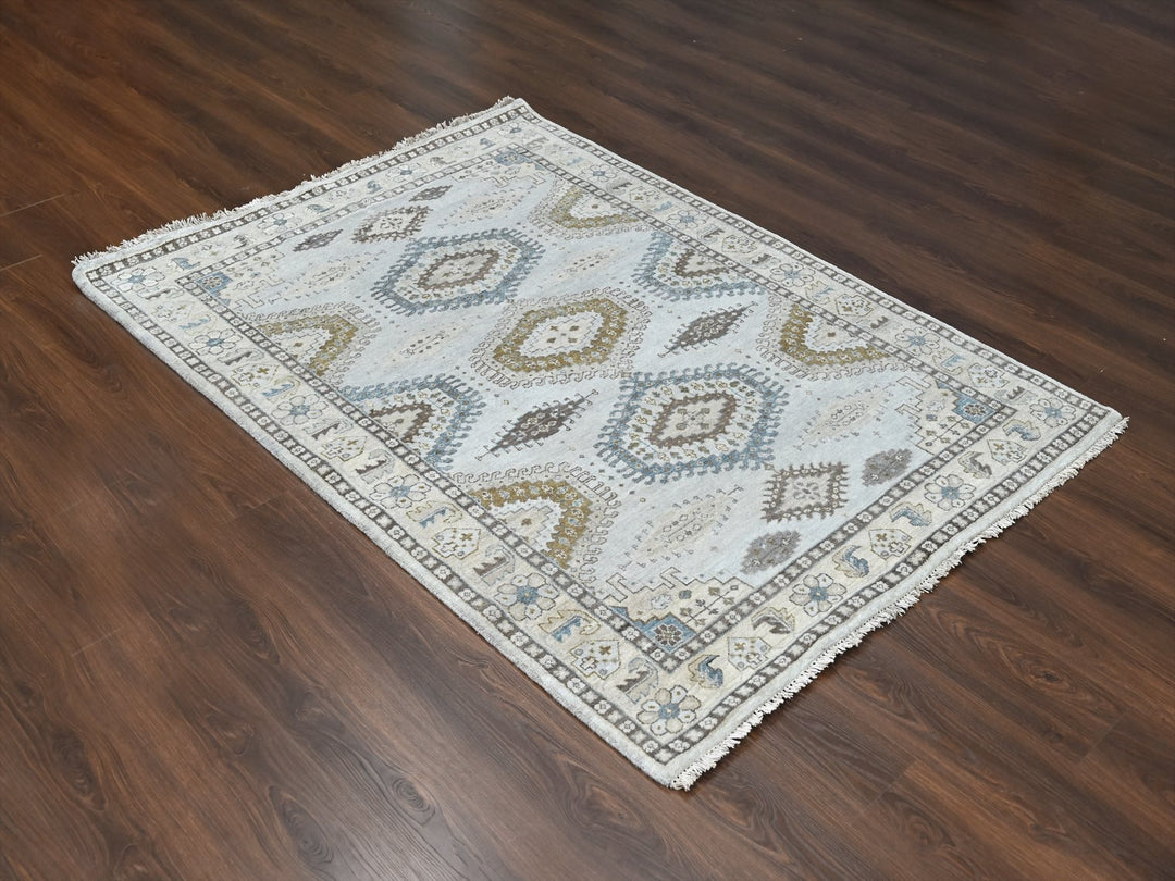 5'1" x 6'10" New Hand Knotted Grey Wool Rectangle Oriental Rug - MOA10210190