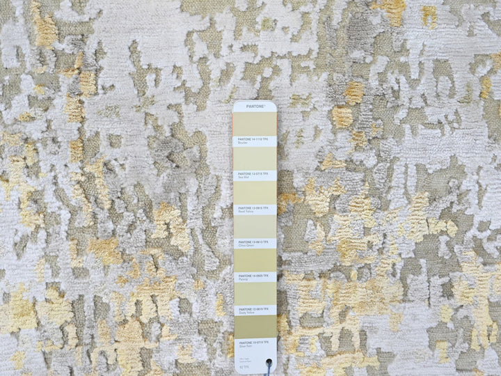 2'6" x 6'0" New Hand Knotted Beige Wool & Silk Runner Oriental Rug - MOA10210197