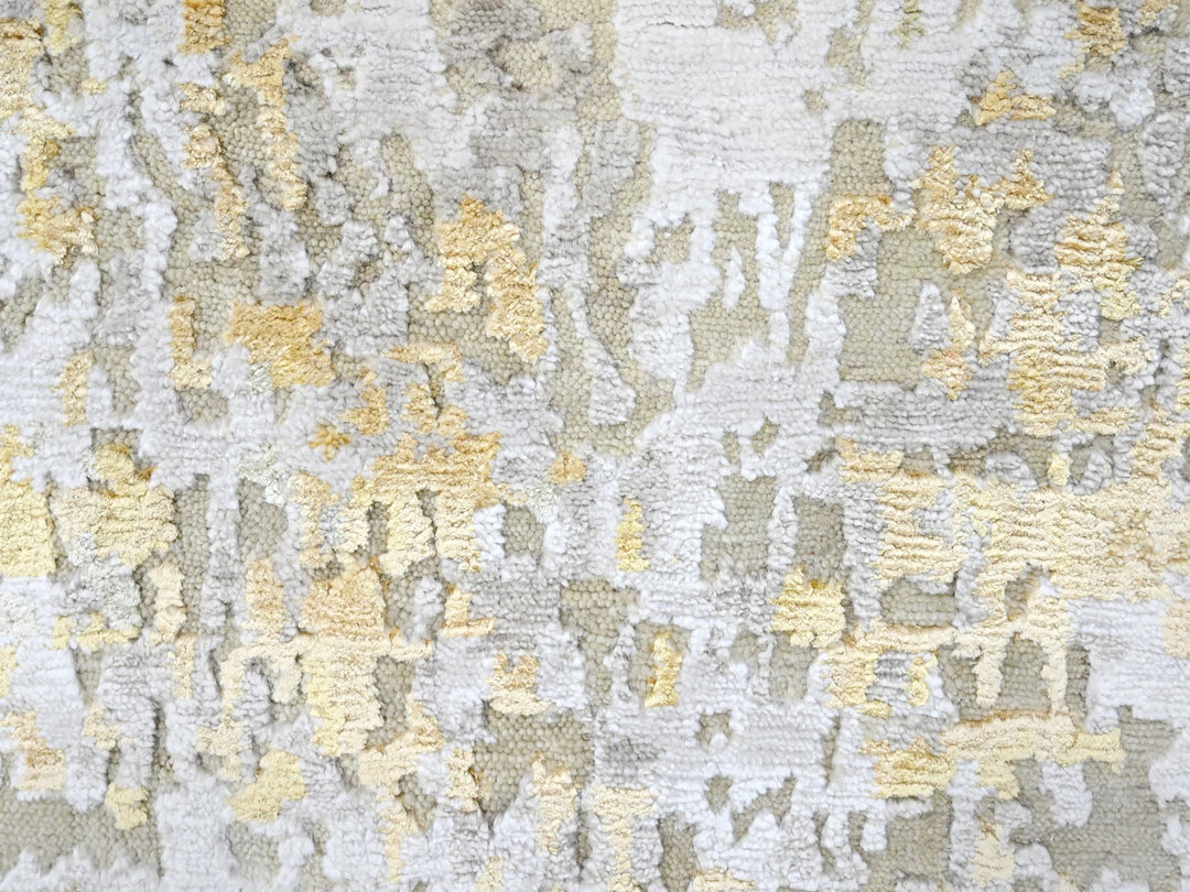 2'6" x 6'0" New Hand Knotted Beige Wool & Silk Runner Oriental Rug - MOA10210197