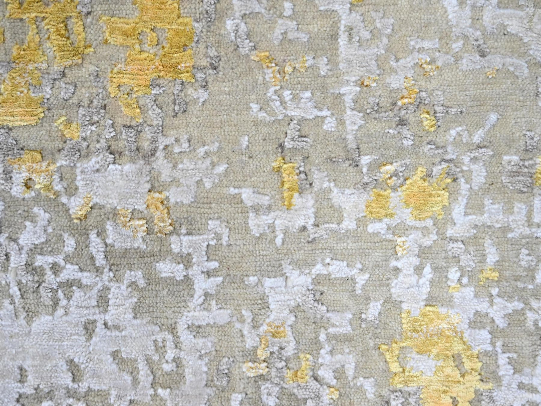 7'11" x 9'9" New Hand Knotted Beige Wool & Silk Rectangle Oriental Rug - MOA10210199