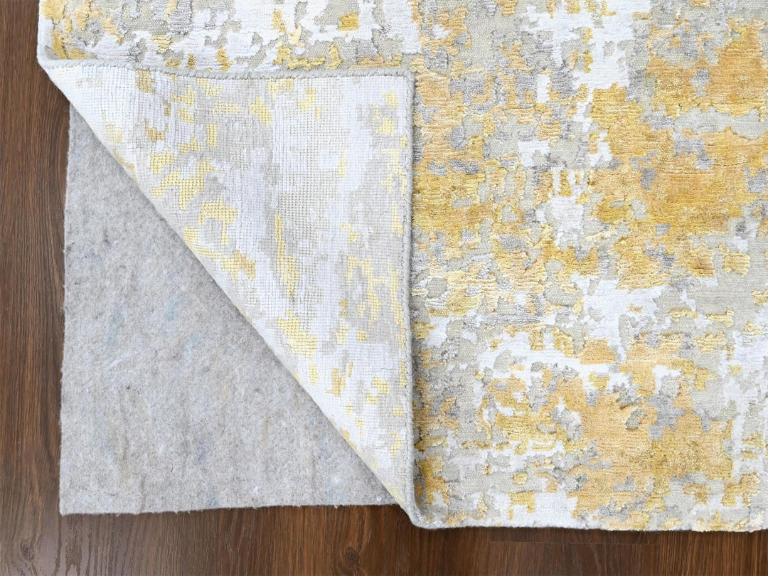 5'0" x 6'11" New Hand Knotted Beige Wool & Silk Rectangle Oriental Rug - MOA10210200