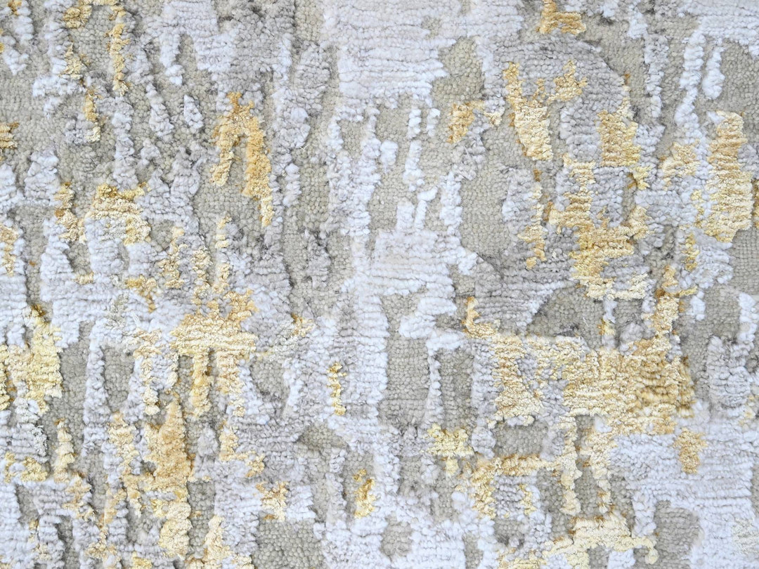 2'7" x 7'10" New Hand Knotted Beige Wool & Silk Runner Oriental Rug - MOA10210201