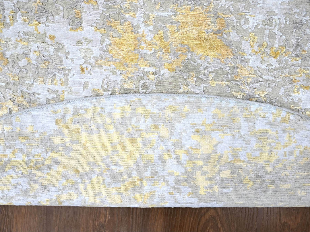 7'9" x 7'9" New Hand Knotted Beige Wool & Silk Round Oriental Rug - MOA10210202