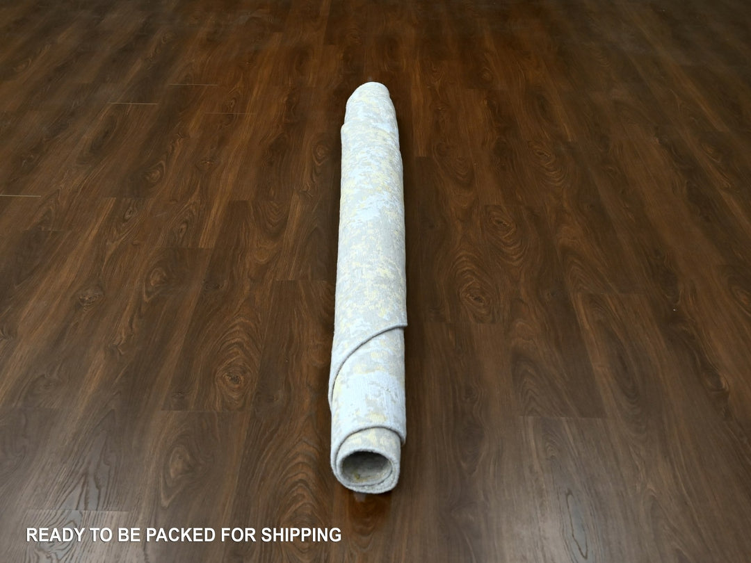 7'9" x 7'9" New Hand Knotted Beige Wool & Silk Round Oriental Rug - MOA10210202