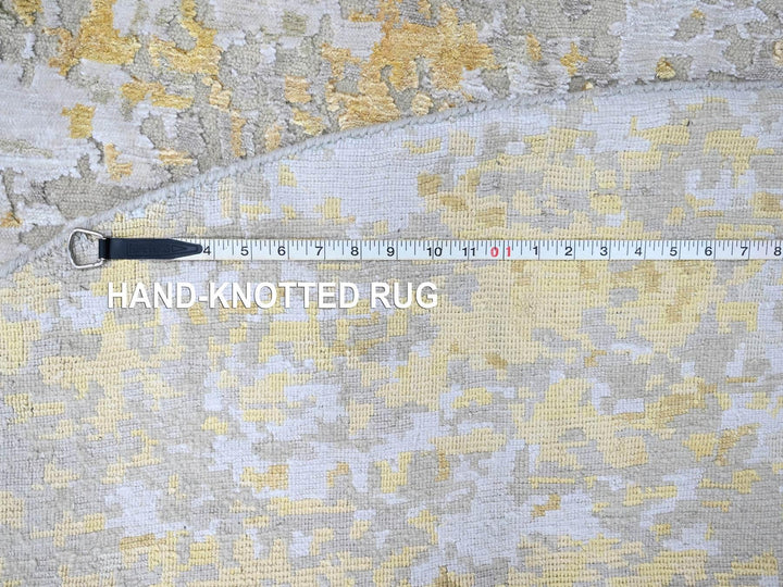 7'9" x 7'9" New Hand Knotted Beige Wool & Silk Round Oriental Rug - MOA10210202