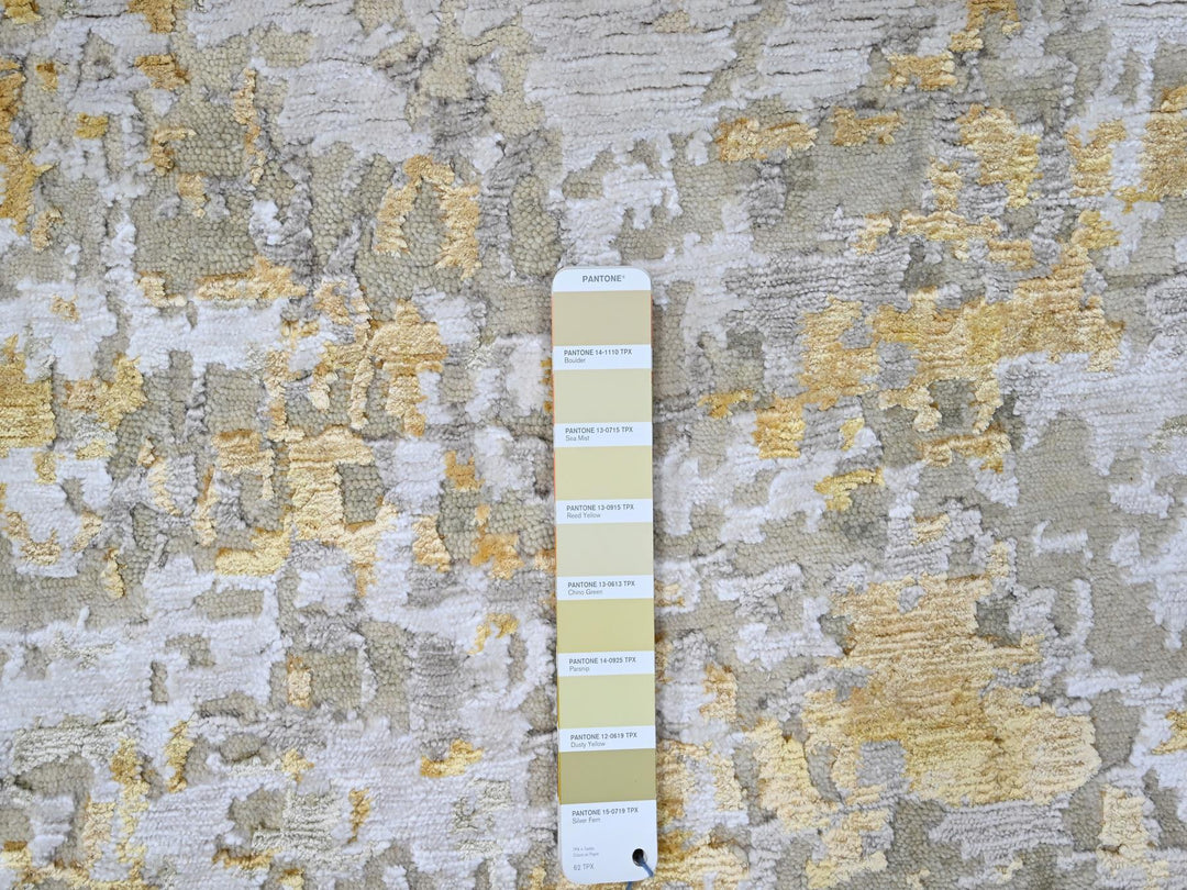 6'0" x 6'0" New Hand Knotted Beige Wool & Silk Round Oriental Rug - MOA10210203