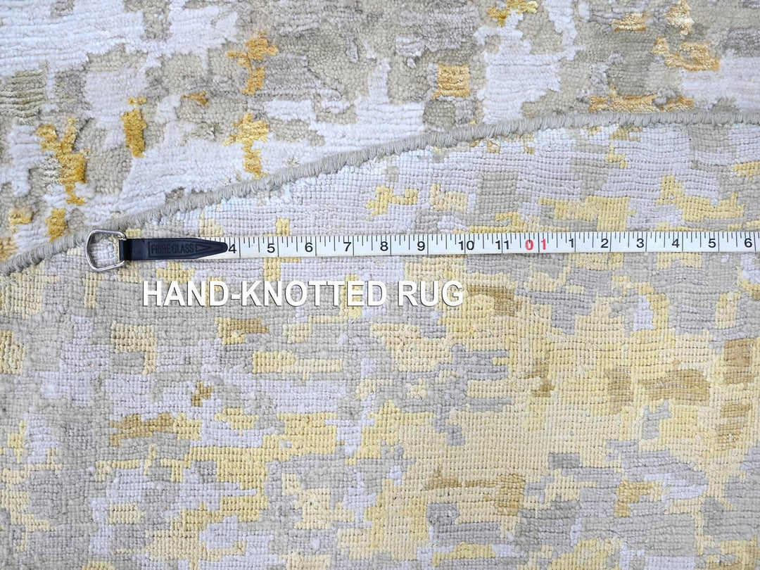9'9" x 9'11" New Hand Knotted Beige Wool & Silk Round Oriental Rug - MOA10210209