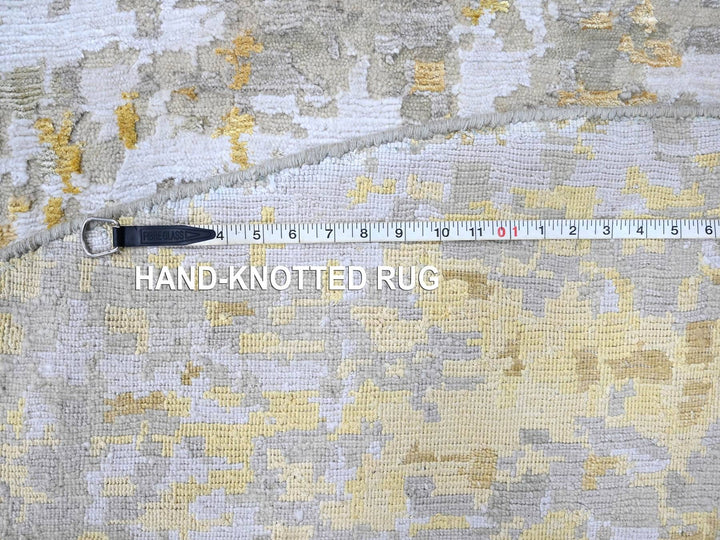 9'9" x 9'11" New Hand Knotted Beige Wool & Silk Round Oriental Rug - MOA10210209