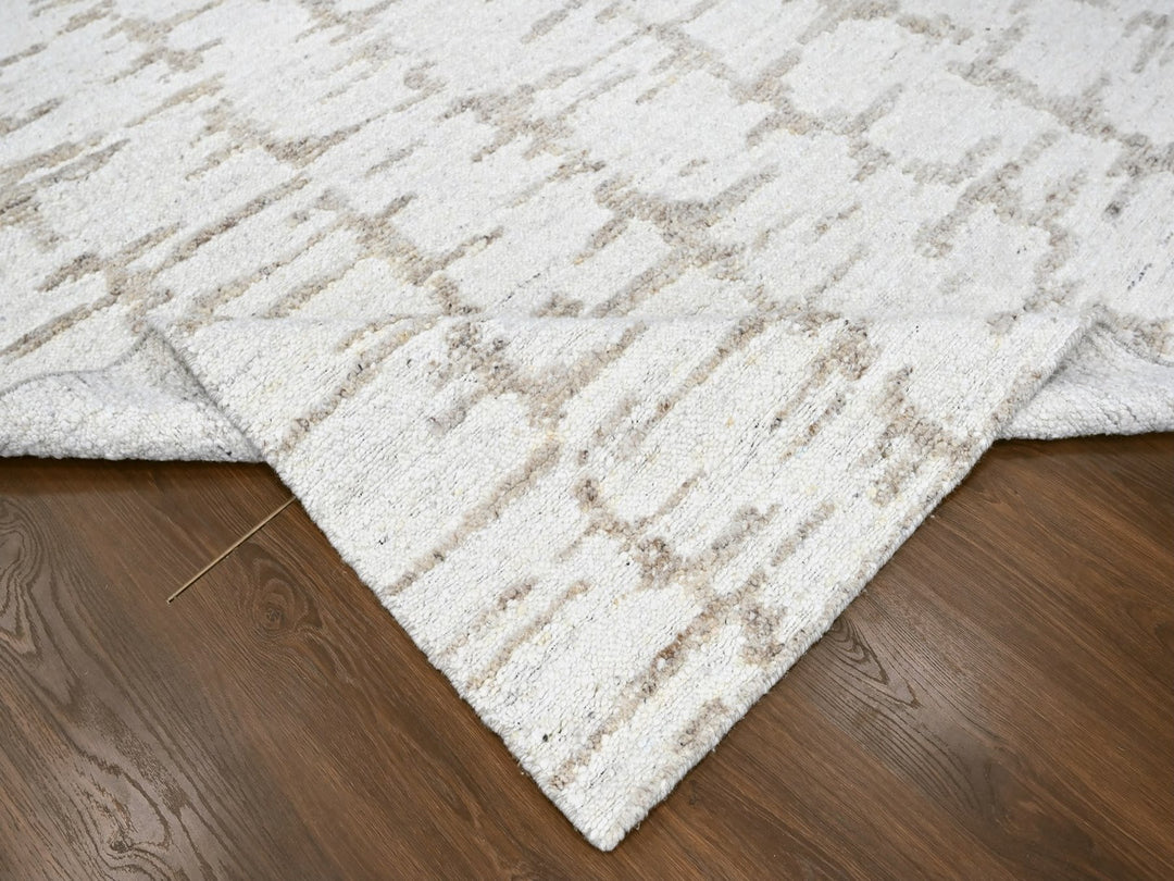 9'10" x 13'10" New Hand Knotted Ivory Wool Rectangle Oriental Rug - MOA10210292