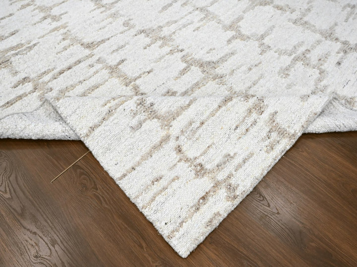 9'10" x 13'10" New Hand Knotted Ivory Wool Rectangle Oriental Rug - MOA10210292