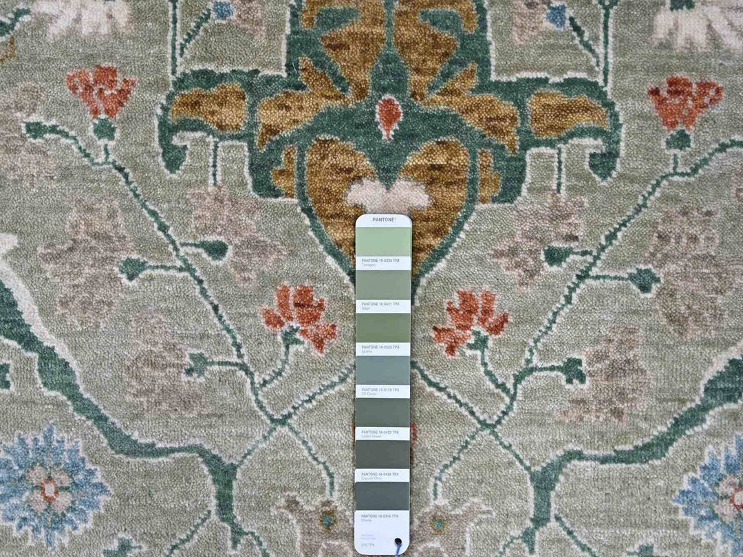 9'0" x 11'10" New Hand Knotted Green Wool Rectangle Oriental Rug - MOA10210310