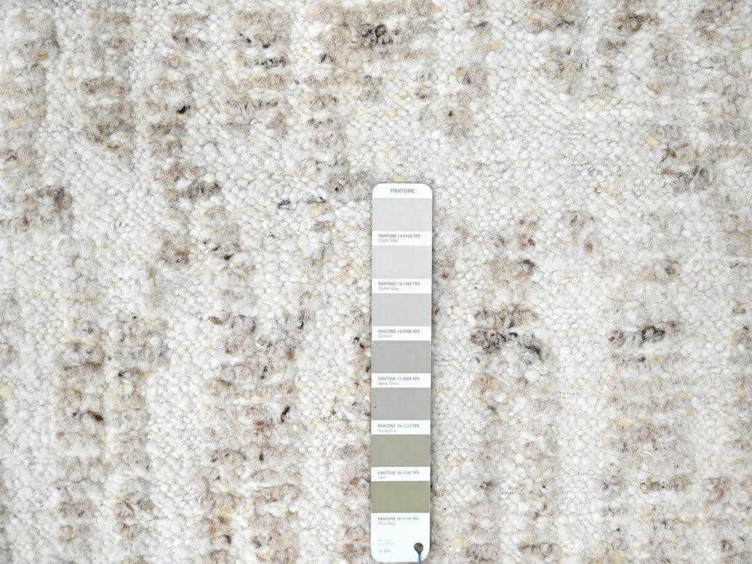2'6" x 7'9" New Hand Knotted Ivory Wool Runner Oriental Rug - MOA10210345