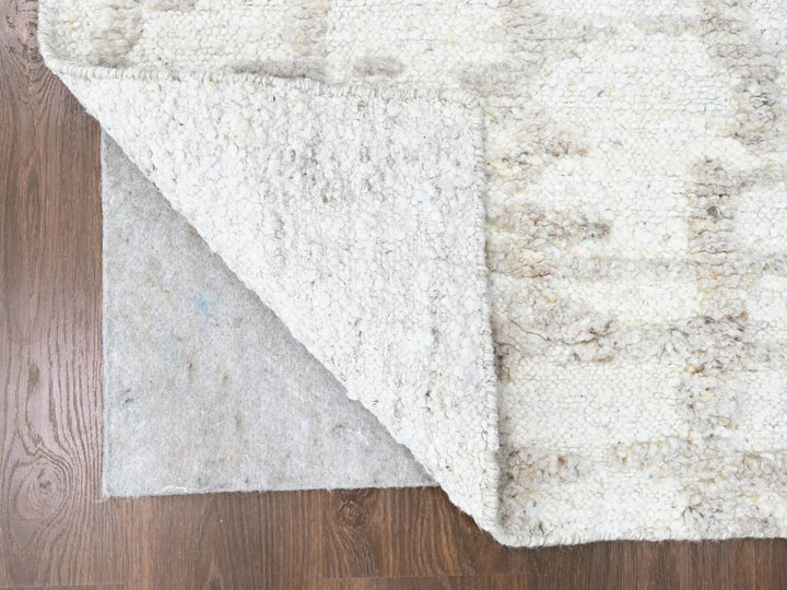 2'7" x 9'10" New Hand Knotted Ivory Wool Runner Oriental Rug - MOA10210354