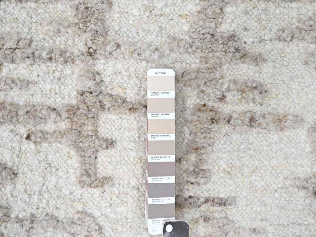 2'7" x 9'10" New Hand Knotted Ivory Wool Runner Oriental Rug - MOA10210354